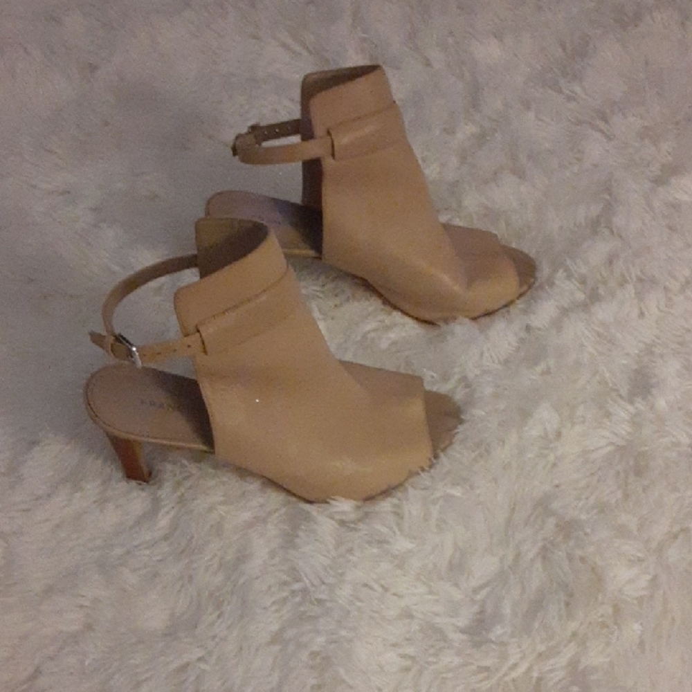 Franco Sarto Elegant Tan Leather Women's Heeled Sandals